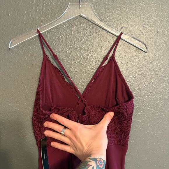 Lulu's NWT Madalyn Burgundy Lace Maxi Dress Size S - Picture 10 of 11